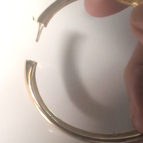 VTg Infinity Amethyst Bangle - Picture 3 of 4
